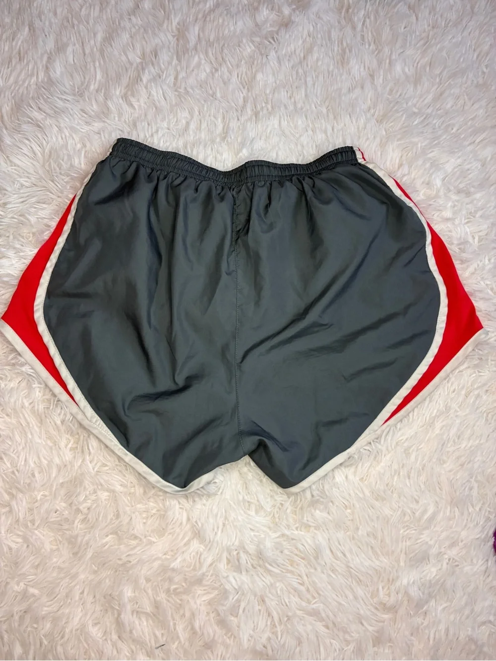 Nike Dri-Fit Women’s Gray & Red Running Shorts Size Small